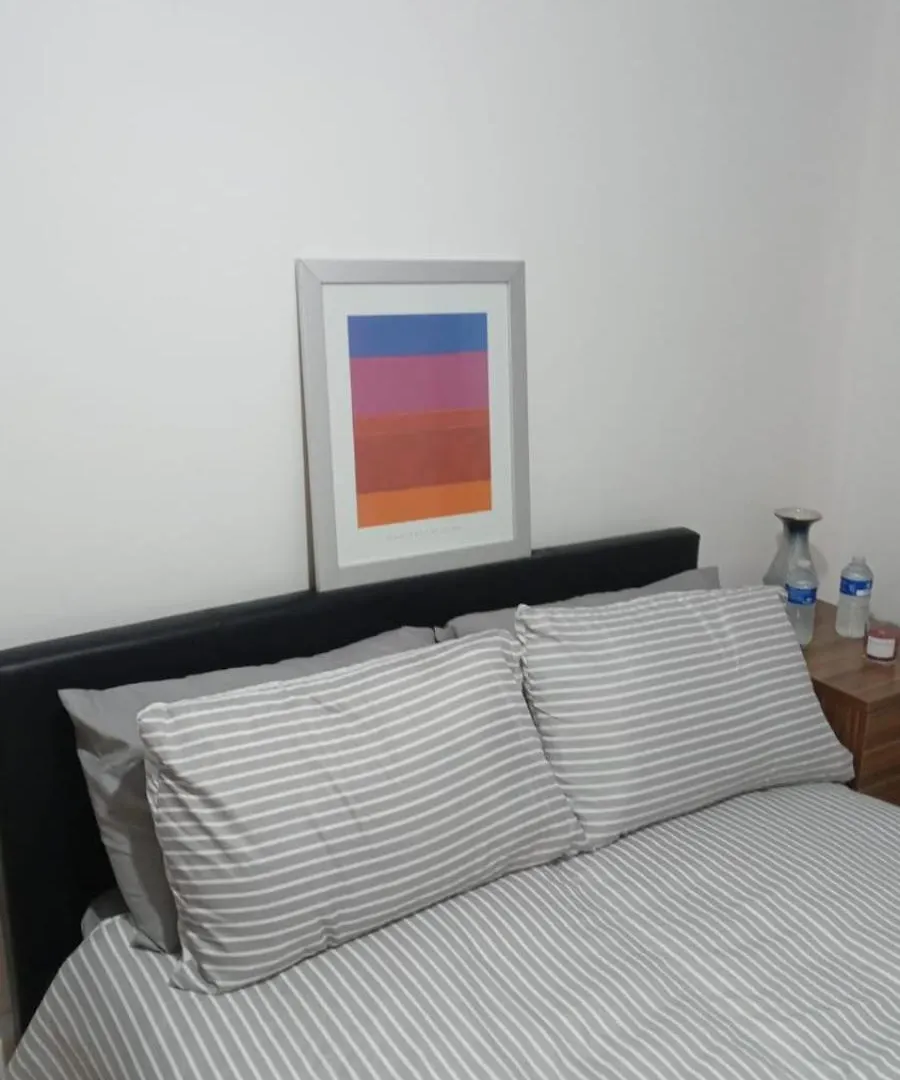 לונדון Exclusive Luxurious Double Bedroom In A Beautiful Shared Flat Close To Transit & Grocery Stores