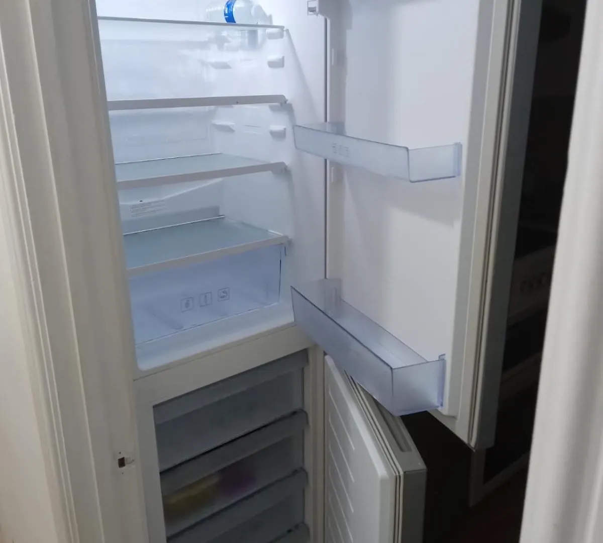 לונדון Exclusive Luxurious Double Bedroom In A Beautiful Shared Flat Close To Transit & Grocery Stores בריטניה