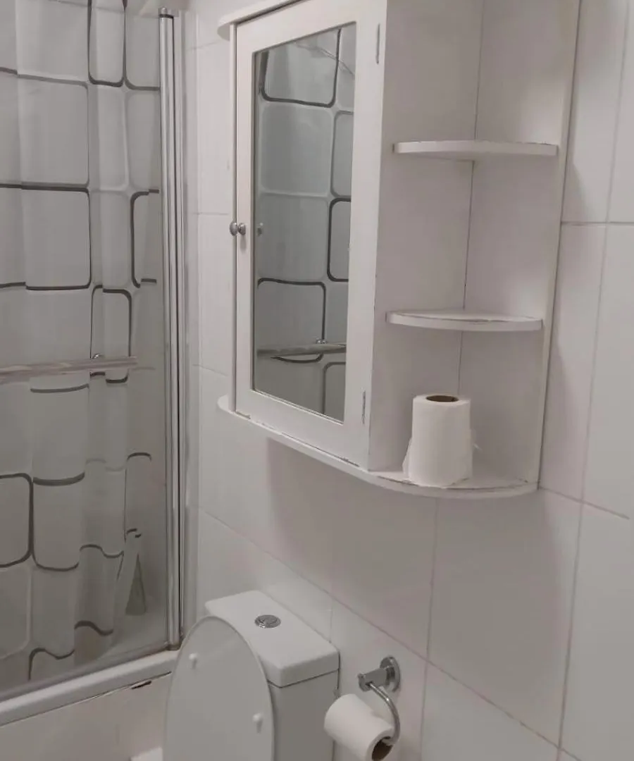 לונדון Exclusive Luxurious Double Bedroom In A Beautiful Shared Flat Close To Transit & Grocery Stores 0*,