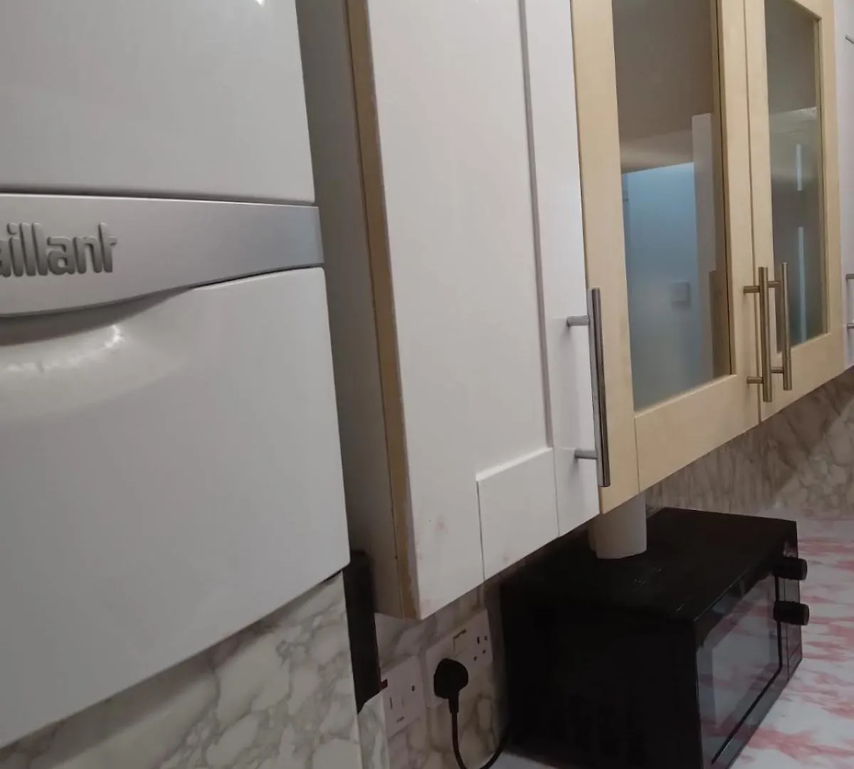 לונדון Exclusive Luxurious Double Bedroom In A Beautiful Shared Flat Close To Transit & Grocery Stores
